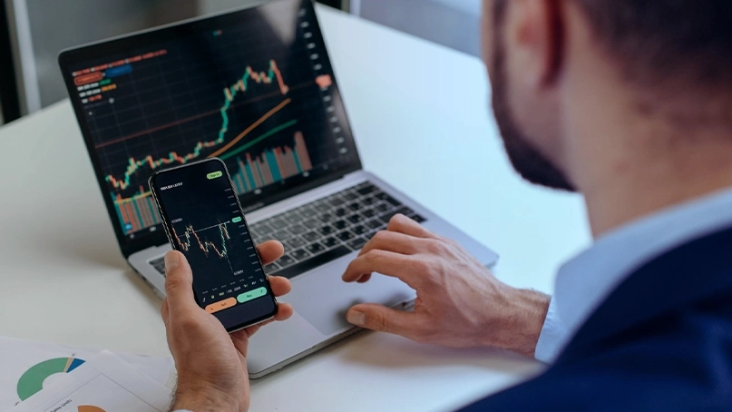 Panel de control de trading de Chanyvo Salmor